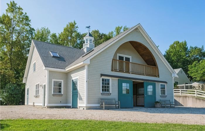Farm Stay with Horses & Pool with Mountaintop Views