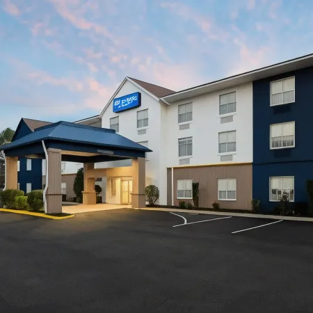 City Express by Marriott Danville