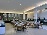 Favehotel Cimanuk Garut - breakfast