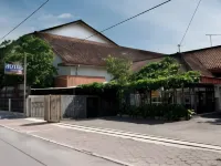 Hotel Wijaya Magelang - Parkering