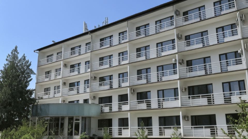 Tourist Hotel