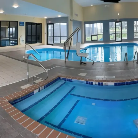Days Inn by Wyndham Fargo