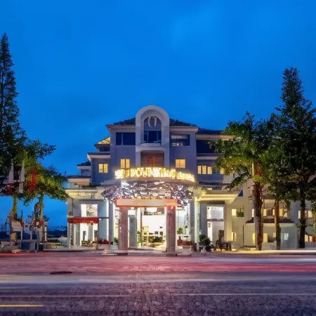 Vietsovpetro Hotel Dalat Отели рядом с достопримечательностью «Музей Лам Донг»