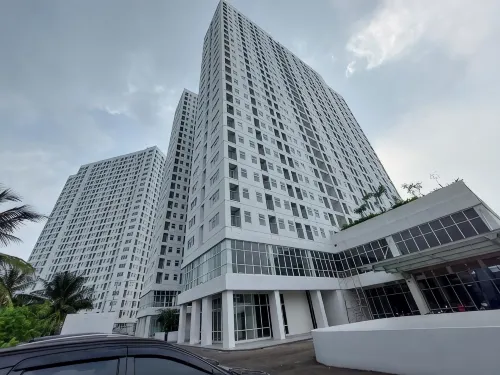 Fully Furnished with Cozy Designed 2Br Serpong Garden Apartment by Travelio - Gym