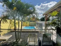 F4 air-conditioned villa with pool and garden for 6 people -  Ferienhäuser