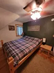 Main Street Home-Locally Owned-No Cleaning Fees-Pets Allowed - 2-Star