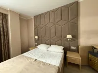 Victoria Hotel - 駐車場
