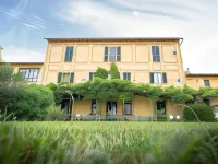 Villa Ape Rosa Relais Отели рядом с достопримечательностью «Музей Стибберт»