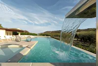 Borgo Giallonardo Wine Relais - 4-Star