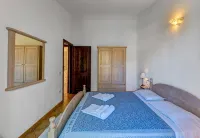 The Fantastic Residenza Badus 1 Bedroom Apartment Sleeps 4 No0810 - Wifi