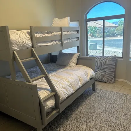 Cozy home in the heart of the desert! 5 minutes from the Saguaro National Park!
