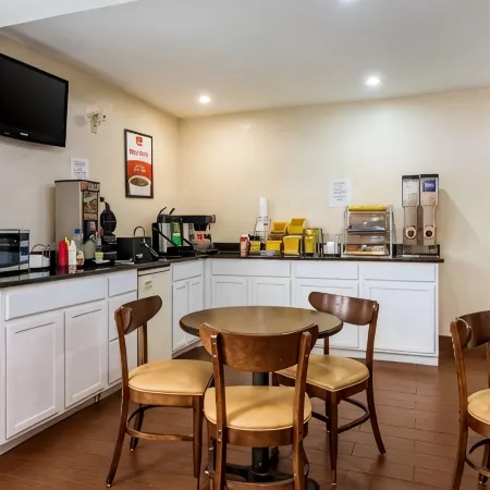 Kings Inn Hotels in Walker County