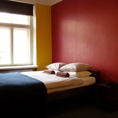 Naughty Squirrel Backpackers Hostel Отели рядом с достопримечательностью «Авоту»