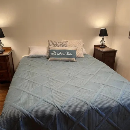 Cabin joins Lost River State Park! Convenient to most popular hiking trail.