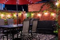 Central 5BD Getaway - Spacious Home w/ BBQ - Bungalow