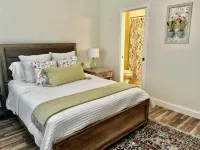 Modern & Comfy, Spring is Here, Near Cade's Cove in Townsend, the Peaceful Side! - Uima-altaat