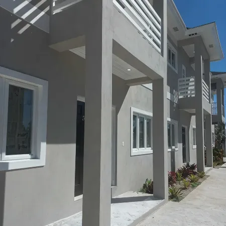 Recently built townhouse in Nassau. Less than 10 min away from Baha Mar Resort.
