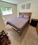 Roomy three bedroom home with Boat/RV parking - 3 tähden