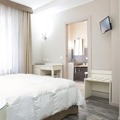 Hotel Al Castello Hotels near Arch of Gavi