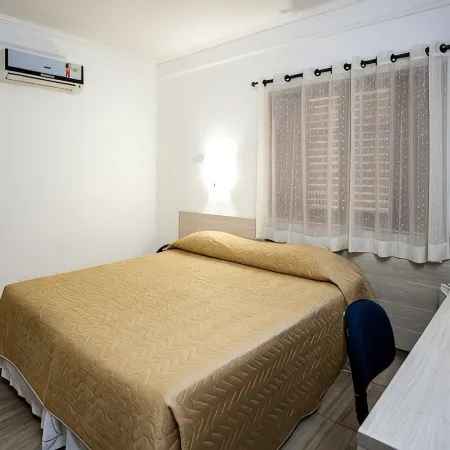 Alves Hotel