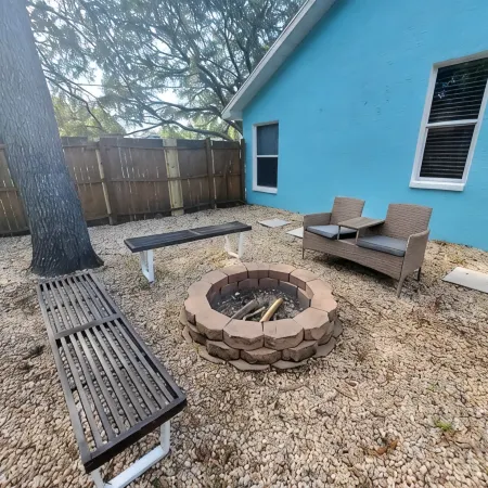 "Shore Fun, Bare Feet Retreat"