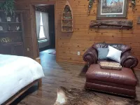 The Cabin at Stormy Mountain Ranch, 800acre Ranch.  ATV, Horses or Jeeps welcome - Chalets