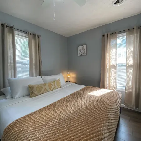 Cozy 2 bedrooms House