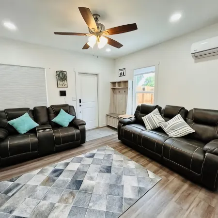 Modern Central Blackfoot Living