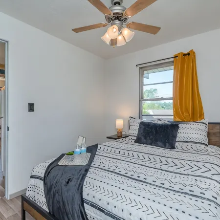 Honey Hive in Rockaway Beach