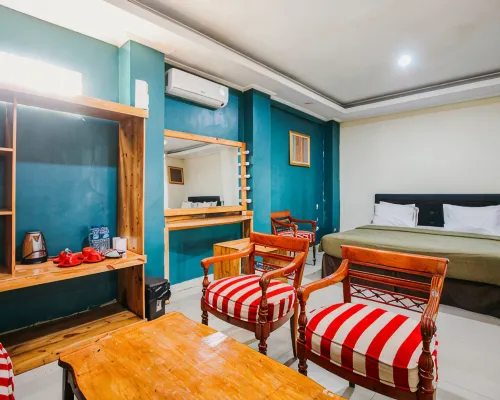 Bukit Alamanda Resort Hotels near Rumah Makan Cibiuk