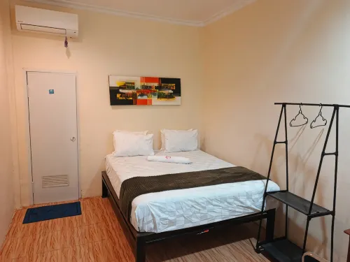 R6 Timika Hotel - Bintang 2