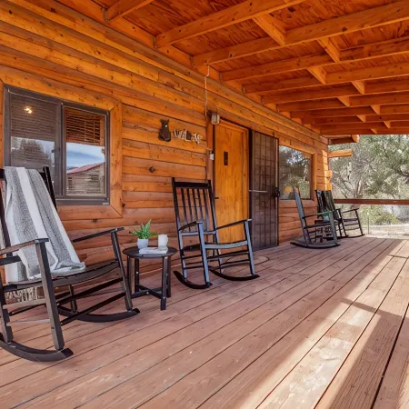 The Four Seasons  - A Getaway to White Sands NP and Cloudcroft, NM w/ Hot Tub!