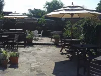 Falcon Inn - 4 Yıldız