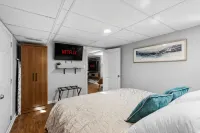 Your Cozy place away from home - Condos