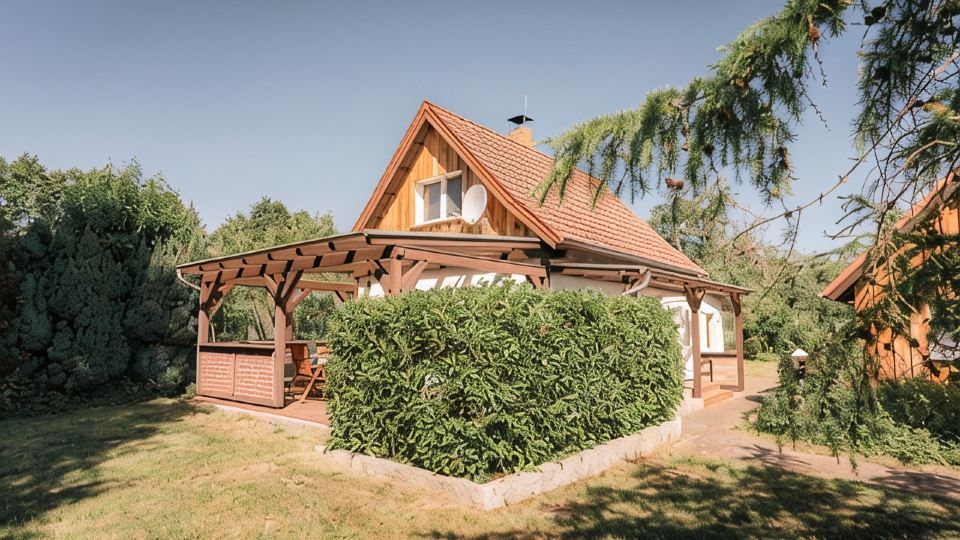 "Unterm Apfelbaum" Vacation Home: Boat Rides / Bike Tours – Anything Is Possible