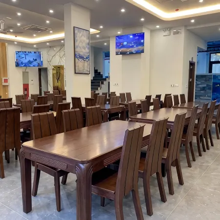 Elysees Hotel