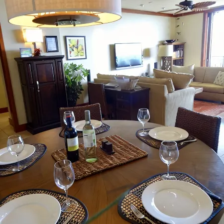 Discounts Available! Book Now! Penthouse with Beach, Ocean, Pool Views!