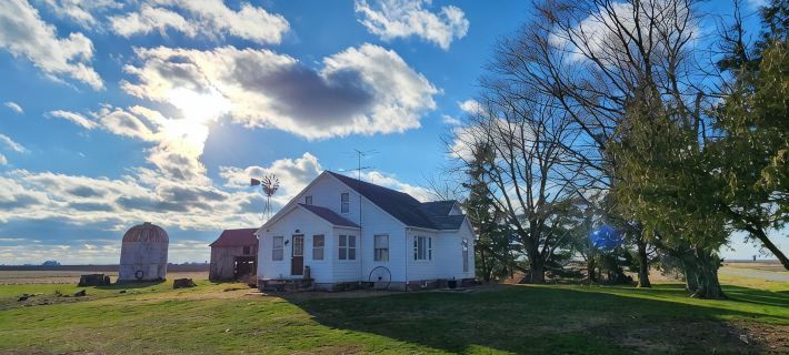 Nauvoo Windmill Farmhouse 10-12 People Hotels in Hancock County