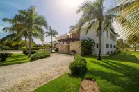 KID-FRIENDLY LUXURY  VILLA - 300 YARDS FROM BEACH - MAID & CHEF INCLUDED !!! - 別墅