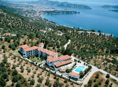 Hotel Paradise - 3-Star
