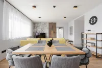Radnoti Home - 3-Star