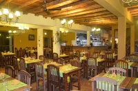 Terrazas de Colón - 早餐