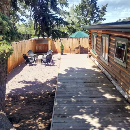 Mountain Getaway Cabin Steps from Dwtn. W.P.: Hike, Bike, Fish & Enjoy 338570