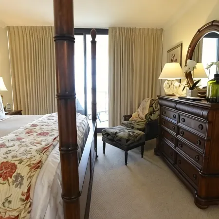 Open Dates; Book Now!!  5 Star BeachAccommodations,Well Stocked, Fall 2026!!