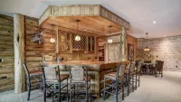 Luxury 7,500‑ Lakefront Lodge, Private Dock & Snowmobile Access - Wifi