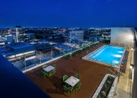 Blossom Hotel Houston, Curio Collection by Hilton - New