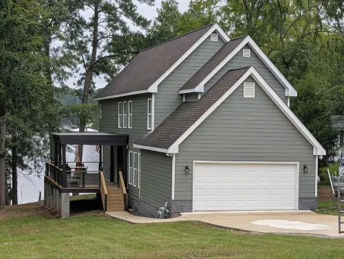 Summertime is Calling Lake Sinclair Rental with Boat Dock and Kayaks Sleeps 6-7! - 4-Star