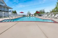 Bay Breeze Resort - Swimmingpools
