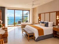 Almar Resort Luxury LGBT Beach Front Experience - Jacuzzi