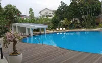 Indo Alam Recreational Resort - Pools